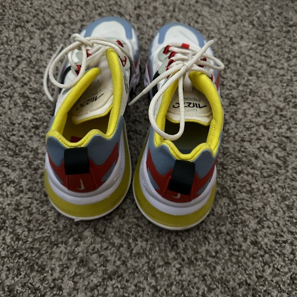 Nike Air Max 270 React Bauhaus Women’s 6.5 - Picture 2 of 7